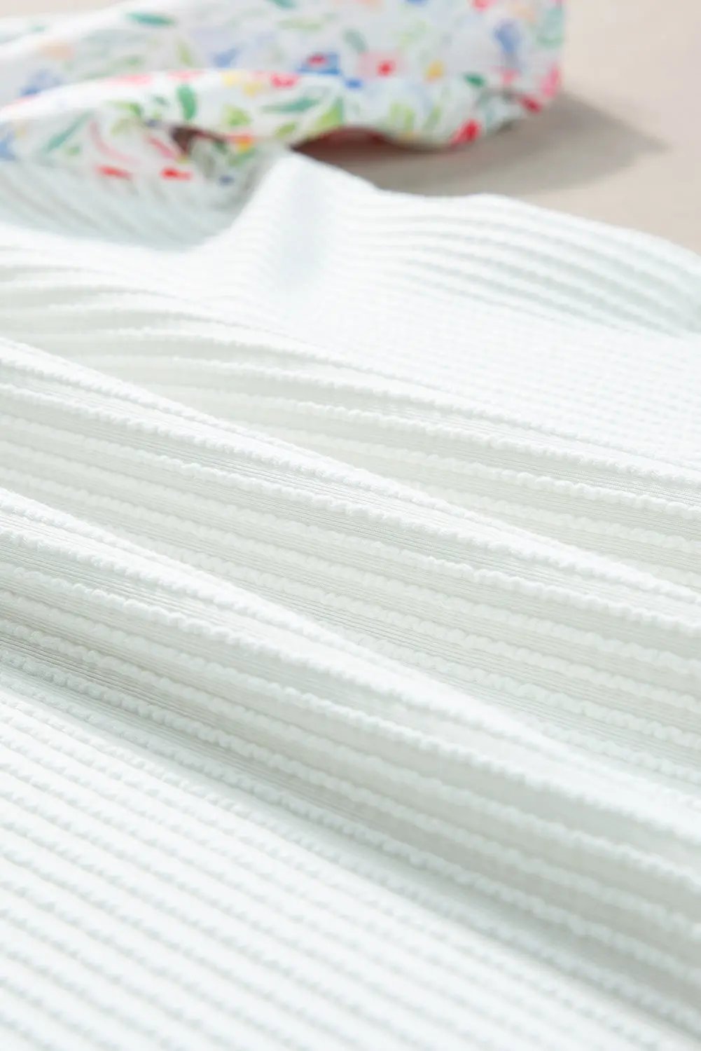 Kinslee Contrast Floral Puff Sleeve Ribbed Knit Plus Size Blouse for Women - Love Salve